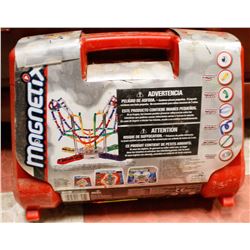 LARGE MAGNETIX TOY SET IN CASE