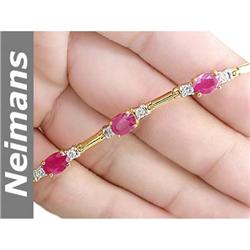 Certified 9.50 ct Ruby & VS Diamond Bracelet 14kt Gold