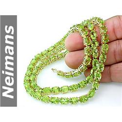 Gem Quality .75 ct Green Sapphire & VS Diamond Ring 14K