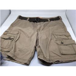 Lee Dungarees Cargo Shorts (size 40)