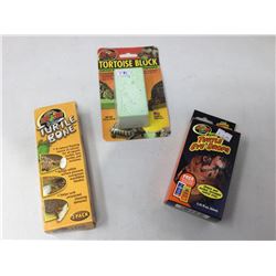 Lot of Assorted Turtle Items