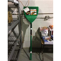 Leaf Mate 2-Piece Rake & Pick up System Lot of 2