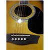 Image 2 : GWL Acoustic Guitar