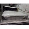Image 1 : Queen Size Mattress