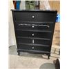 Image 1 : Dresser