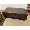 Image 1 : Stool