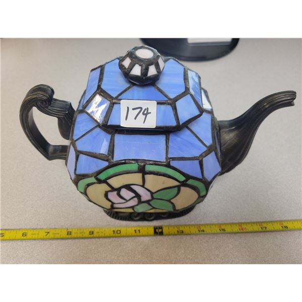 9" W 8" H 5" D stained glass teapot lamp works by Cheyenne