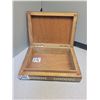 Image 2 : 1974 Ukraine ivory inlay veneer job cigar/ciggie box 6.25 inches