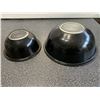 Image 4 : BLACK PYREX BOWLS
