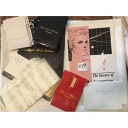 419-THE SCIENCE OF ACCESSORIZING  JEWELLRY  GUIDE  AND COLLECTION OF HOSTESS PROGRAMS, JEWELLRY BAGS