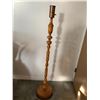 Image 1 : SOLID WOOD TURNED LAMP POST