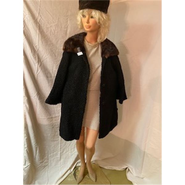 3/4 length lambs wool/mink collar Rose Art fur size 10-12