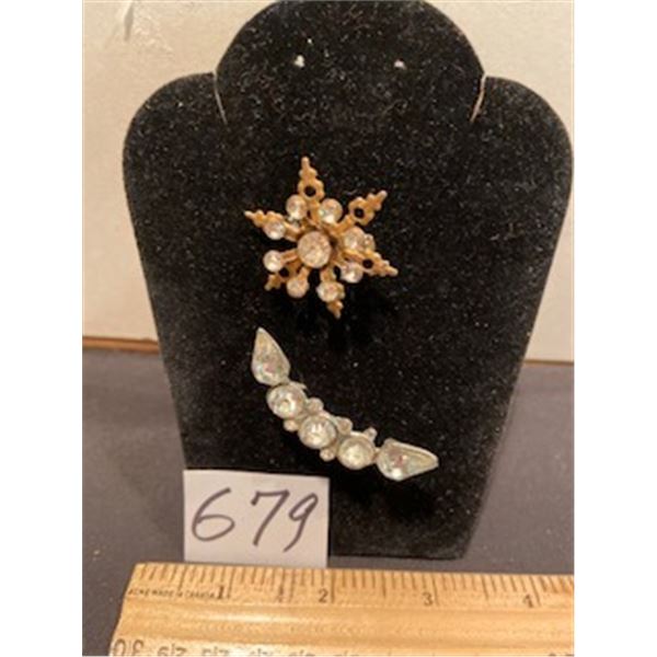 2 vintage brooches