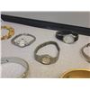 Image 5 : Bracelets, Bangles, Watches, large lot