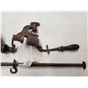Image 3 : 1 FUR TRADE SCALE + 1 ANTIQUE PEELER