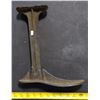 Image 2 : ANTIQUE SHOE REPAIR TOOL