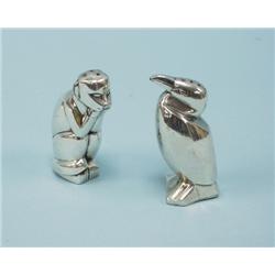 ART DECO - GALLIA, FRANCE. An unusual silver plated salt and