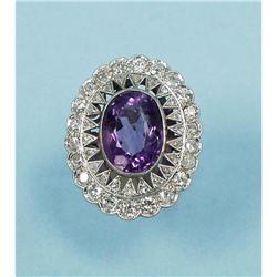 ART DECO - A very good platinum and diamond cocktail ring se