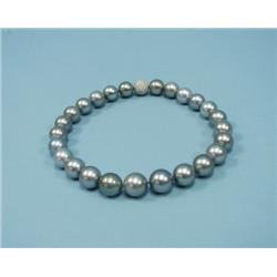 An exquisite and high quality South Sea silver pearl necklac