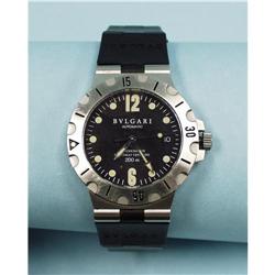 BULGARI - A stainless steel gentleman's watch with original 