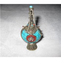 A SLIVER & TURQUOISE SNUFF BOTTLE QING DYNASTY.