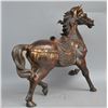 Image 2 : A GILT BRONZE HORSE STATUE QING DYNASTY.