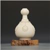 Image 1 : A DING WHITE BOTTLE VASE SONG DYNASTY 10TH/C.
