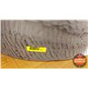 Image 2 : 24 Goose Decoys (28-1/2"L)