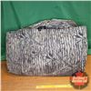 Image 8 : Decoy Poncho Style Carry Bag w/Silhouette Decoys (28)