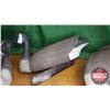 Image 2 : Flambeau Geese Decoys (4) (24"L)