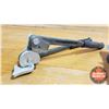 Image 2 : Tray Lot: Tubing Bender, Snap Ring Pliers, Axle Re-threader (OTC)