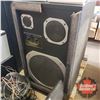 Image 2 : Pallet Lot: Stereo Equip (Speakers, Amps, DVD Players, etc) See Pics!