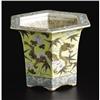 Image 2 : A Chinese Porcelain Cache Pot