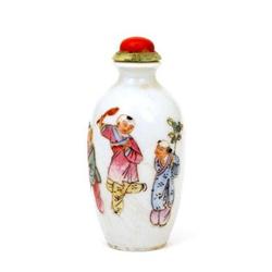Old Chinese Export Famille Rose Snuff Bottle w #1456577