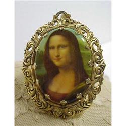 PORCELAIN PENDANT  IN GOLDEN  FINISH FRAME #1492980