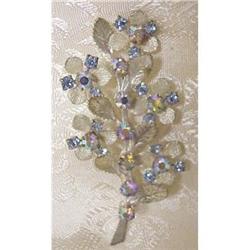 TRIAD VINTAGE RHINESTONE BROOCH  #1492984