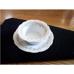 Rose Rimmed Ramekins(4) with Three Liners #1493483