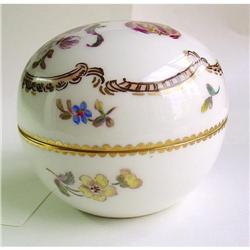 Porcelain bonbonniere #1495539
