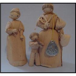 Doll Corn Husk DollsFamily  Czechoslovakia Tag #1495592