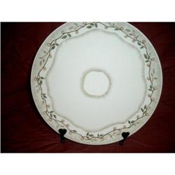 ROYAL DOULTON  CHARGER w/flower cronw #1496426