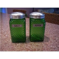 Owens Illinois Green Salt & Pepper Set #1496438