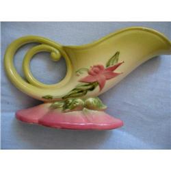 Vintage and attractive Hull pottery cornucopia!#1510088