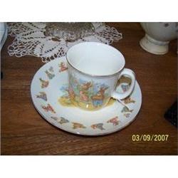 CHILD'S PLATE W/MATCHING CUP - JAPAN - VERY #1510586