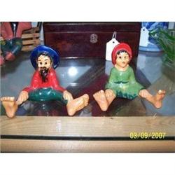 PAIR OF VINTAGE SALT & PEPPER SHAKES - WOOD #1510587