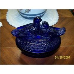 HENS ON A NEST - MORE LIKE LOVE BIRDS ON A NEST#1510593