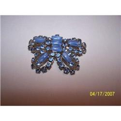 GORGEOUS UNSIGNED THERMOSET LUCITE BLUE #1510629