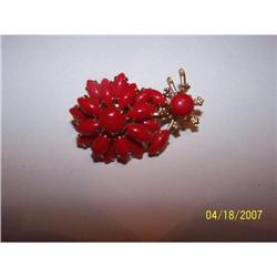 GORGEOUS UNSIGNED CABOCHEN FLOWER BROOCH #1510633