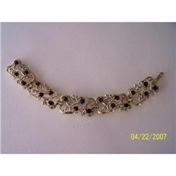 CORO GOLDTONE WITH RED RHINESTONES BRACELET #1510658
