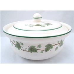Vintage HARKER Ivy HOTOVEN Covered CASSEROLE #1510693