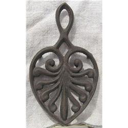 Vintage Wilton Leaf Trivet #1510714